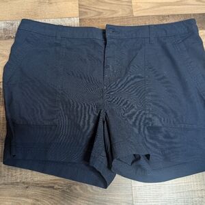 Patagonia women's shorts size 14